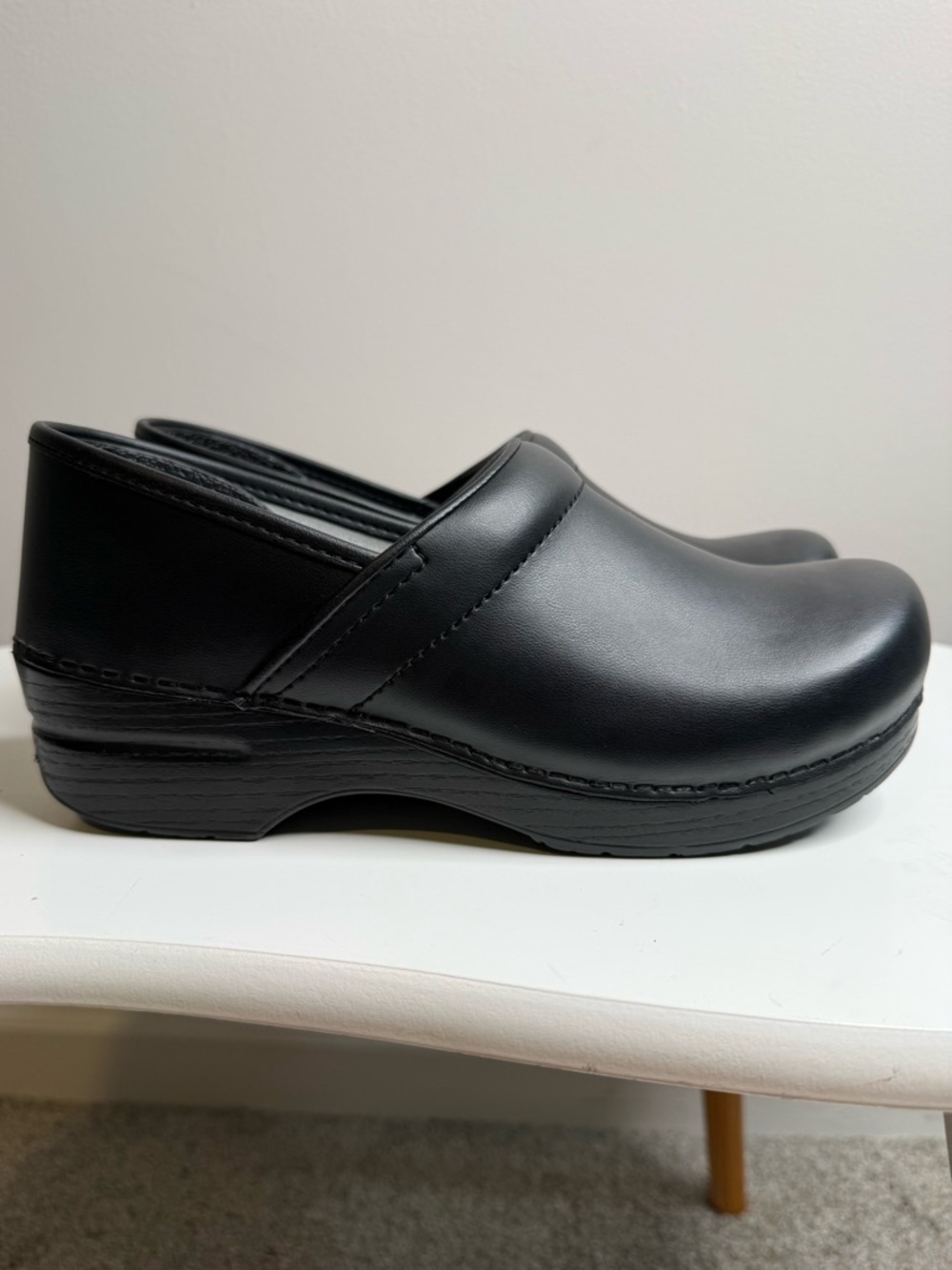 Dansko Black Slip-On Professional Clogs 40 Wide